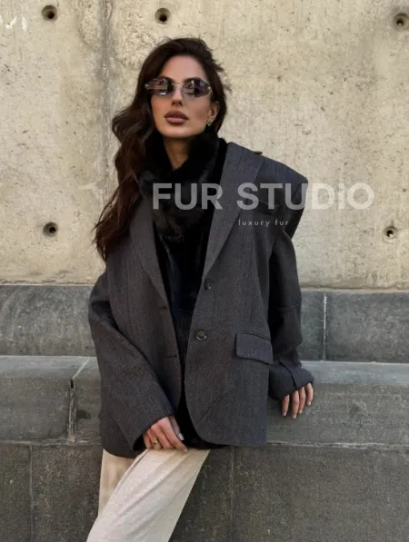 Черная норковая манишка - фото 12