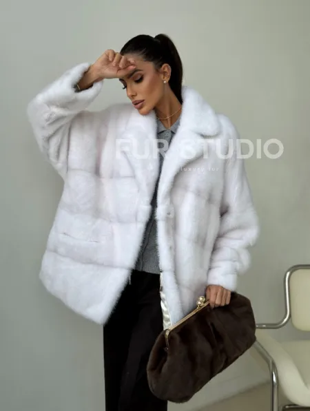 Белый норковый полушубок - фото 12