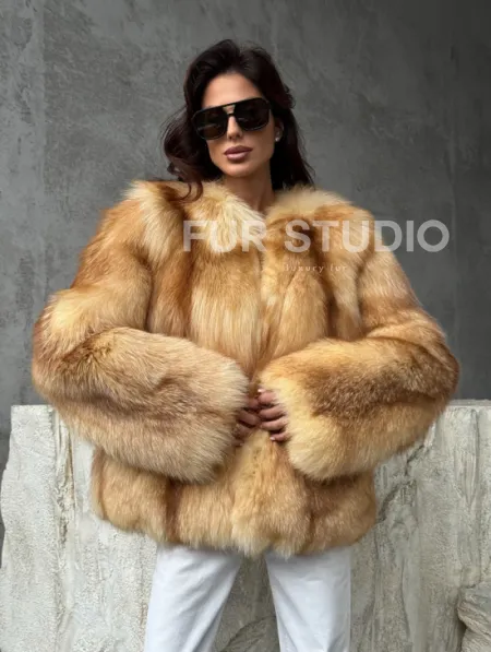 Шуба из натурального лисьего меха - фото 9
