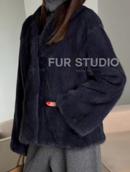 Короткий норковый жакет - синий графит - фото 2