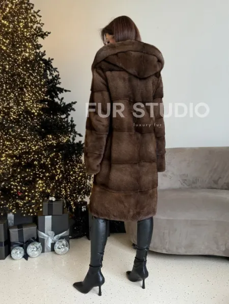 Норковая шуба с капюшоном в цвете орех - фото 4