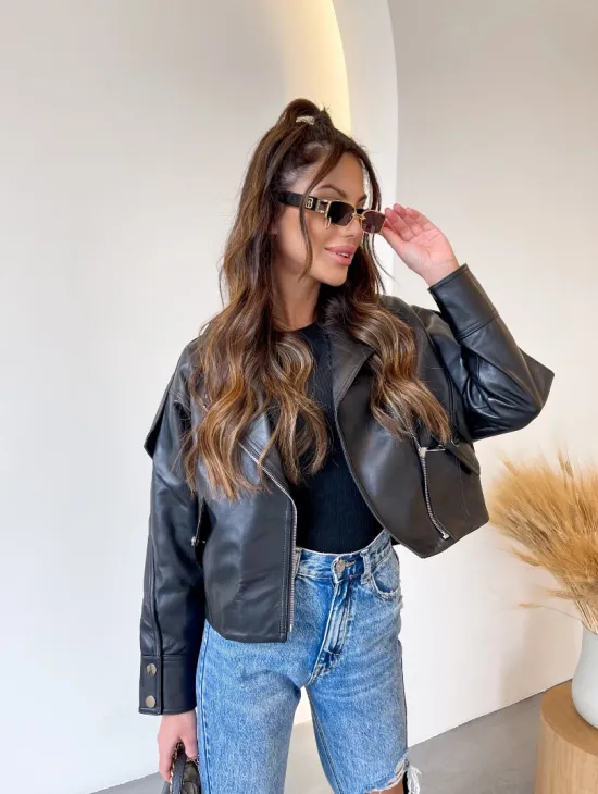 Черная кроп - курточка из натуральной кожи BLACK - фото 1