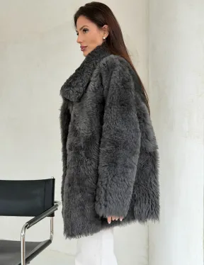 Серая дубленка из тиградо - фото 6