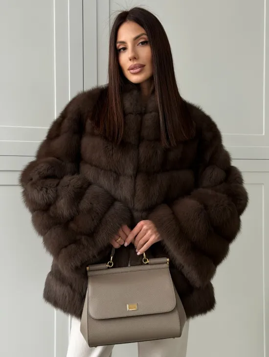 Женская шуба из меха куницы - фото 5