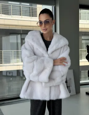 Белый норковый полушубок с капюшоном кобра - фото 14