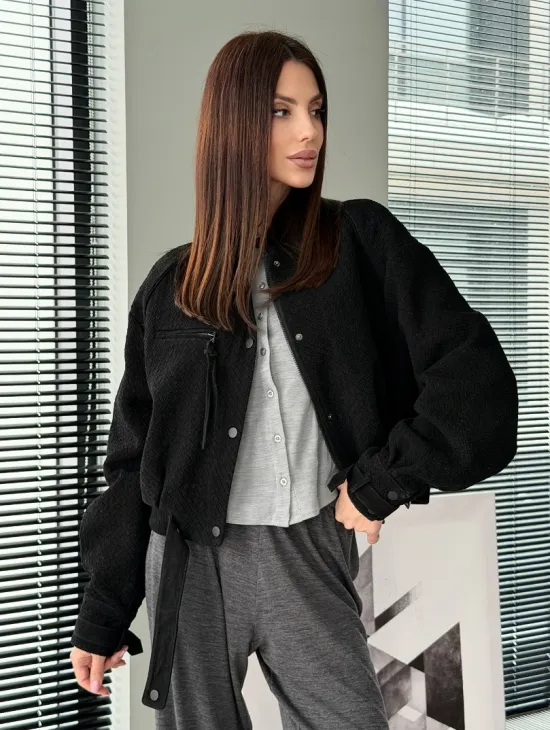 Черный замшевый кроп - бомбер - фото 6
