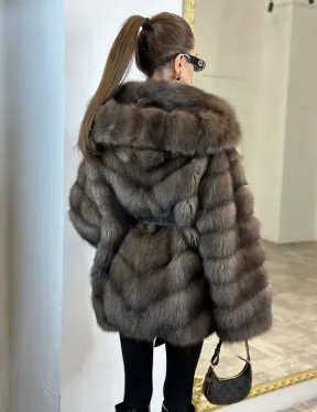 Шуба из меха куницы Dark с капюшоном - фото 2