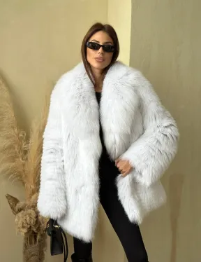 Шуба из меха белой лисы - фото 5