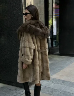 Шуба норковая с капюшоном куница - цвет пастель - фото 5