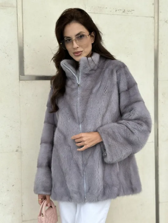 Короткая норковая куртка, стойка воротник - лавандовый оттенок - фото 3